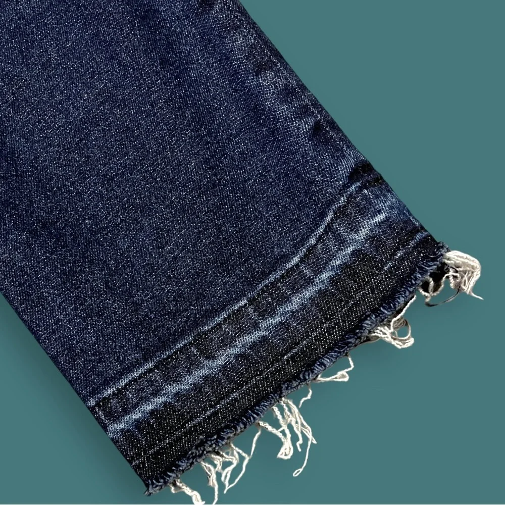 EUC Pilcro and the Letterpress cigarette style jeans with let out hem. Size 26 - Picture 11 of 11